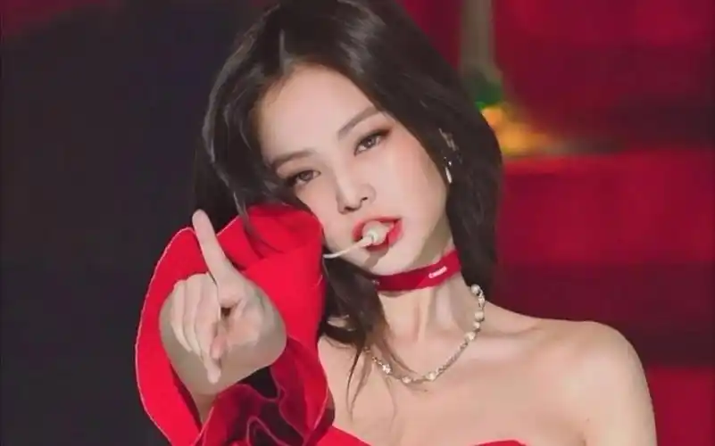 【jennie】金智妮solo红玫瑰神级现场,就是喜欢美女7815