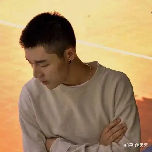 qq头像寸头男生头像