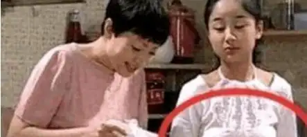 原创《家有儿女》穿帮镜头,多年后才发现,网友:只顾看剧情了