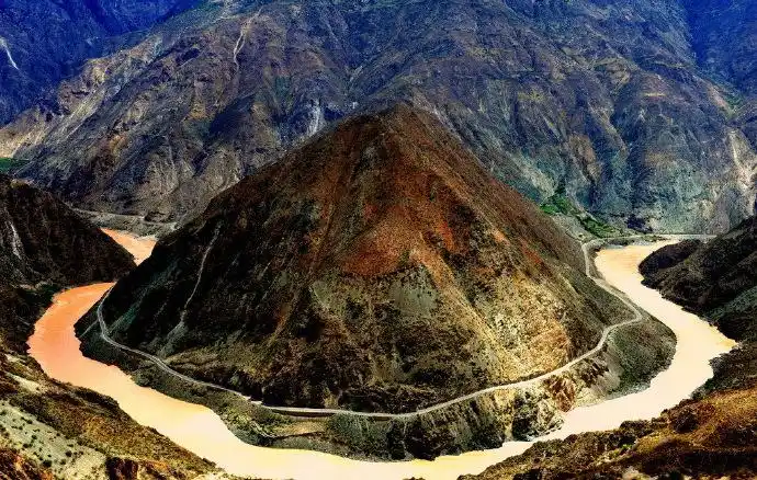 江河拐弯处的绝美风景(国内部分之一)