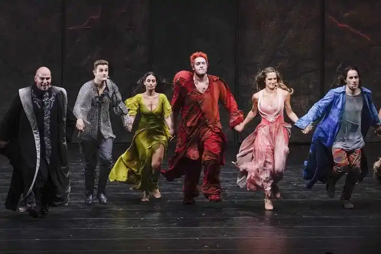 法文原版音乐剧《巴黎圣母院》