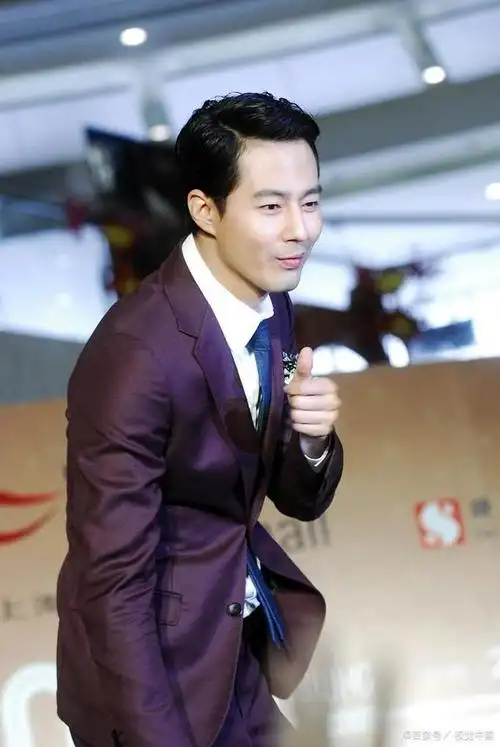 针对此事,赵寅成所属经纪公司也发表了回应.