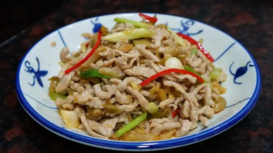 榨菜炒肉丝做法,这道菜,会不会有点"奢侈"?