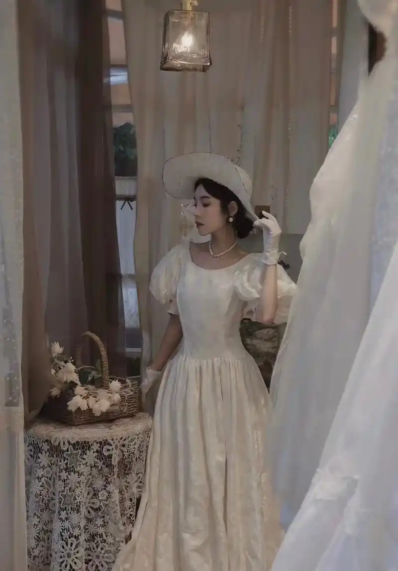 vintage古董公主礼裙中世纪欧式宫廷风, "提起裙摆朝你 - 抖音