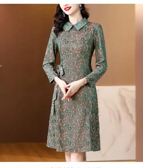 小个子妈妈春装气质连衣裙中年女高贵长裙中老年春秋新款洋气裙