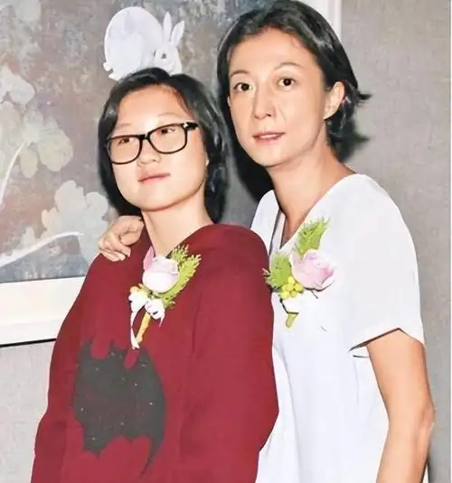 "小龙女"吴卓林混得有多惨,她"被嫌弃的一生"应该怪谁