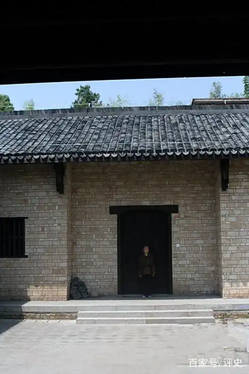 张国焘故居占地面积达26亩政府出资近千万重建饱受争议