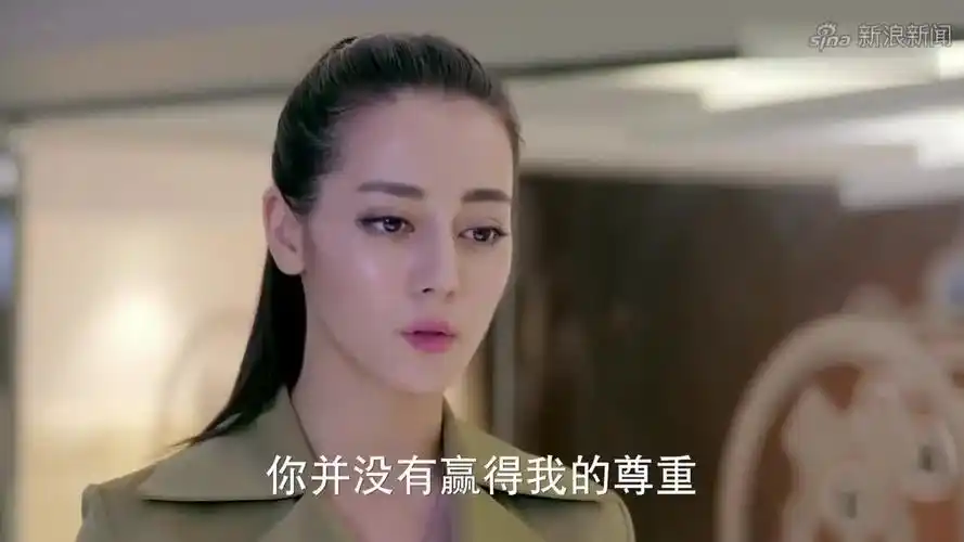 麻辣变形计小迪就像一匹野马,连总教官都拿她没办法,让人头大