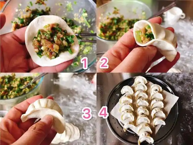 9.开始包饺子喽,哈哈,步骤如图,超级简易版的月牙饺.(高手勿拍哦)