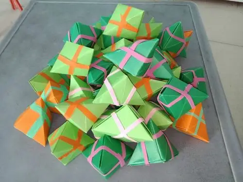 平固店镇中心幼儿园,包粽子,折粽子,画粽子,唱儿歌,缝香囊迎端午专题