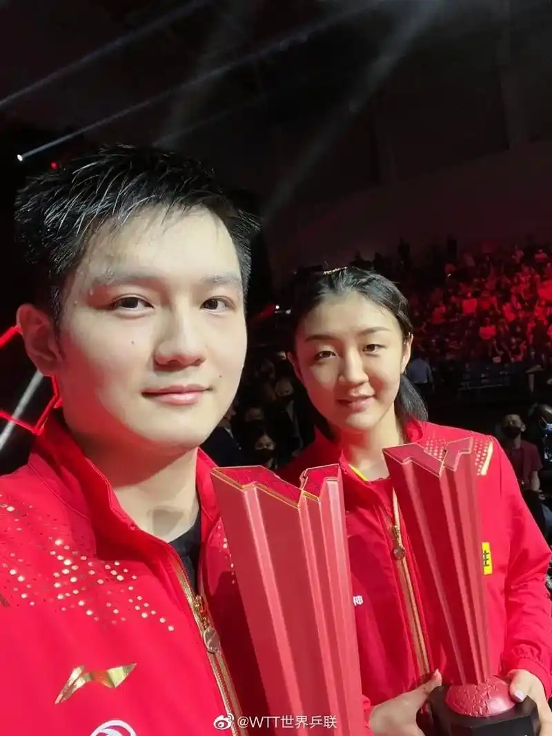 原来我们有这么多合照了  #胖梦#樊振东#陈梦#乒乓球 今天 - 抖音