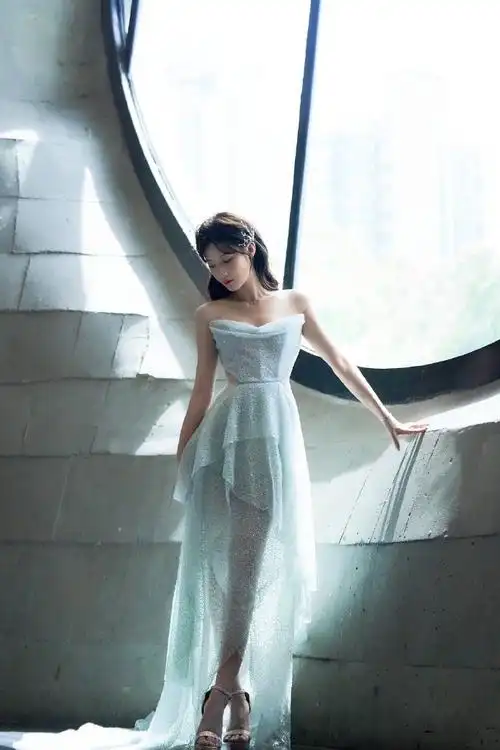 陈意涵estelle超话0269♂15#陈意涵精灵造型#涅槃重生精灵降落