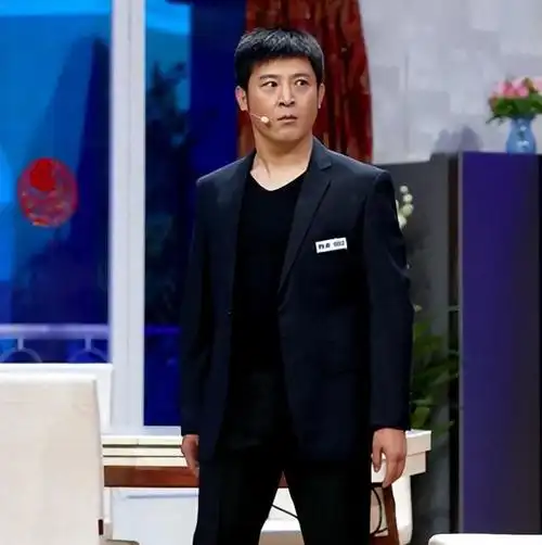 嘿,各位观众老爷们,你们可曾听说过小品演员孙涛?