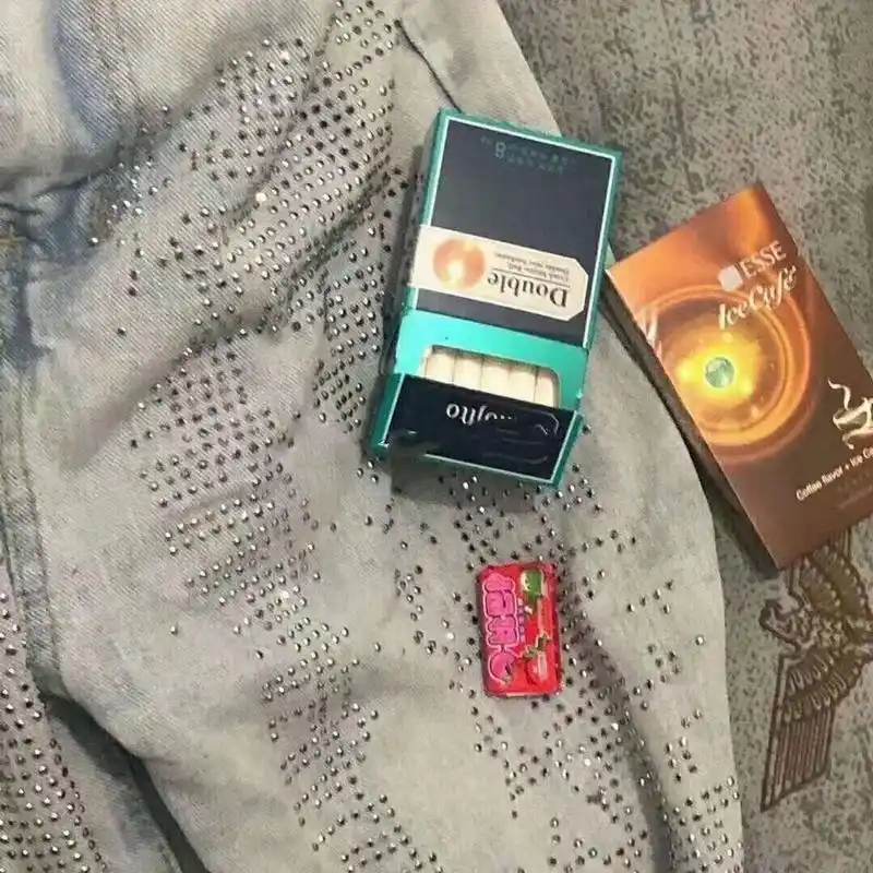 出口·宝恒-树叶咖啡爆 :焦油量8mg 捏爆珠后 鸡尾酒薄荷 浓浓的咖啡