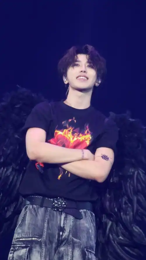 好治愈的笑容啊,感染力爆棚!要永远开心#蔡徐坤#ride or die -蔡徐坤