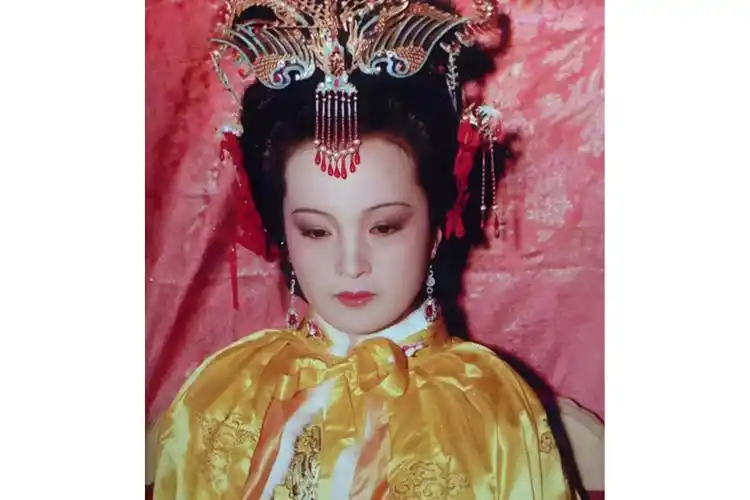 是曹雪芹所著中国古典小说《 a target="_blank" href="/item/红楼梦