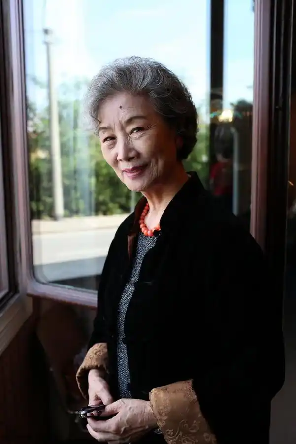 吕中:女王专业户 平时看易经