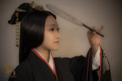 【欣赏】一顾倾人国——汉代女子造型