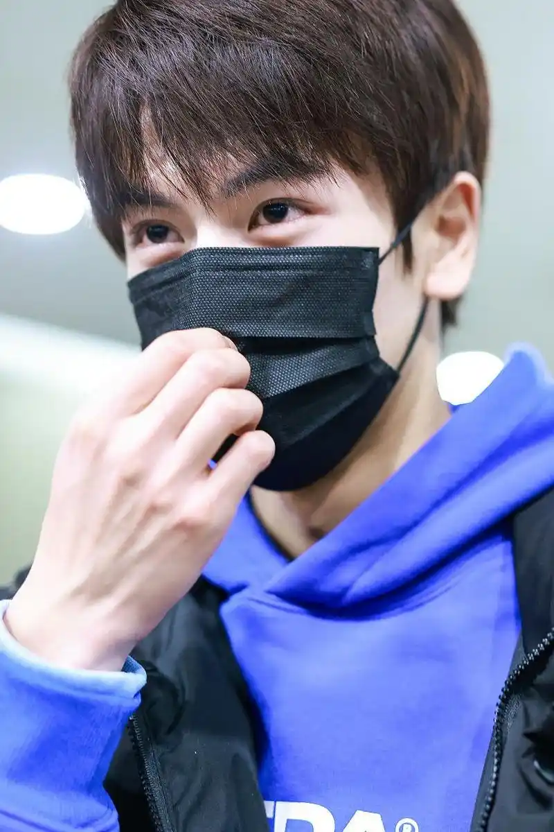 张凌赫在南京师范大学就读电气工程专业,这个专业就业前景很好,录取