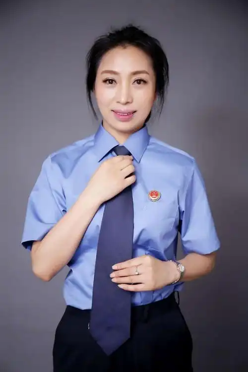 努力做一名有态度有深度有温度的新时代女检察官