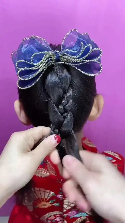 星期一扎个简单花式马尾,美美的去上学喽#儿童编发