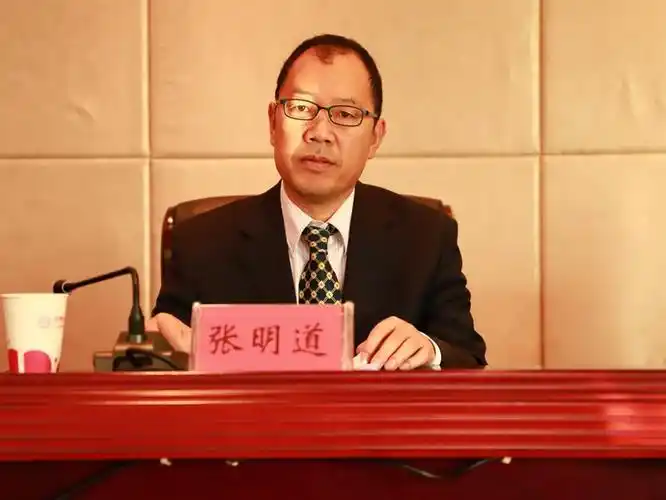 曲靖市麒麟区召开第二次归侨侨眷代表大会