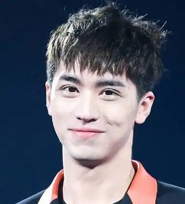 流行又好打理的男生夏季短发发型这6款清凉发型帅爆了