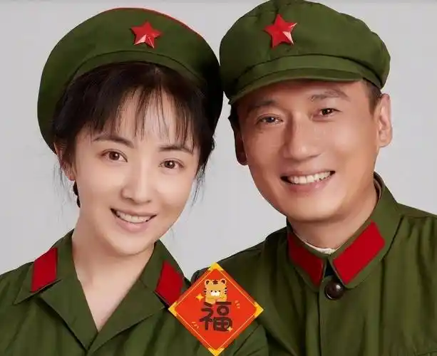 著名演员徐洪浩:比妻子大10岁,戏里演父女,戏外恩爱幸福惹人羡_刘晓洁