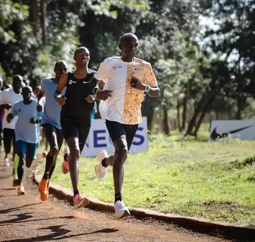 基普乔格,9月25日将在柏林进行一场可怕的比赛_马拉松_世界_极限