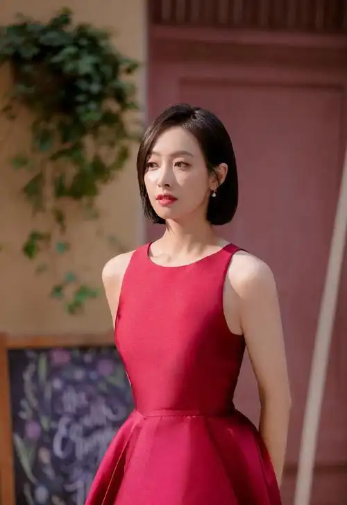 性感广告海报图片,明星,性感,写真,宋茜,高清,时尚,歌手,大陆女明星