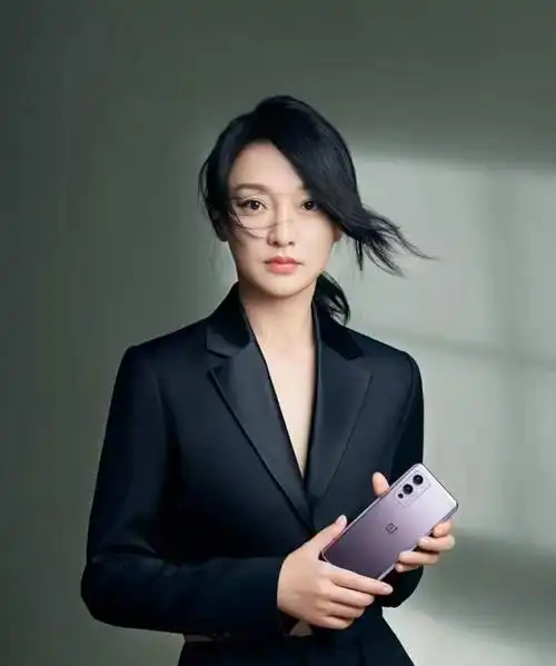 完美日记后周迅又拔高了一加手机品牌质感这代言人找得不亏