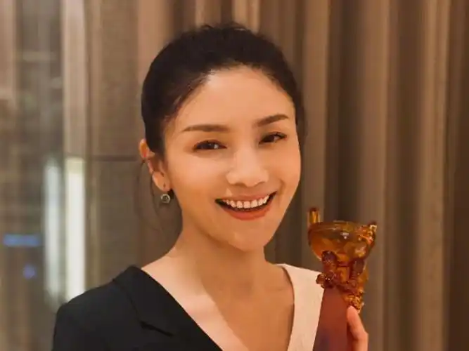 盘点来自浙江的30位美女明星个个花容月貌你最喜欢谁