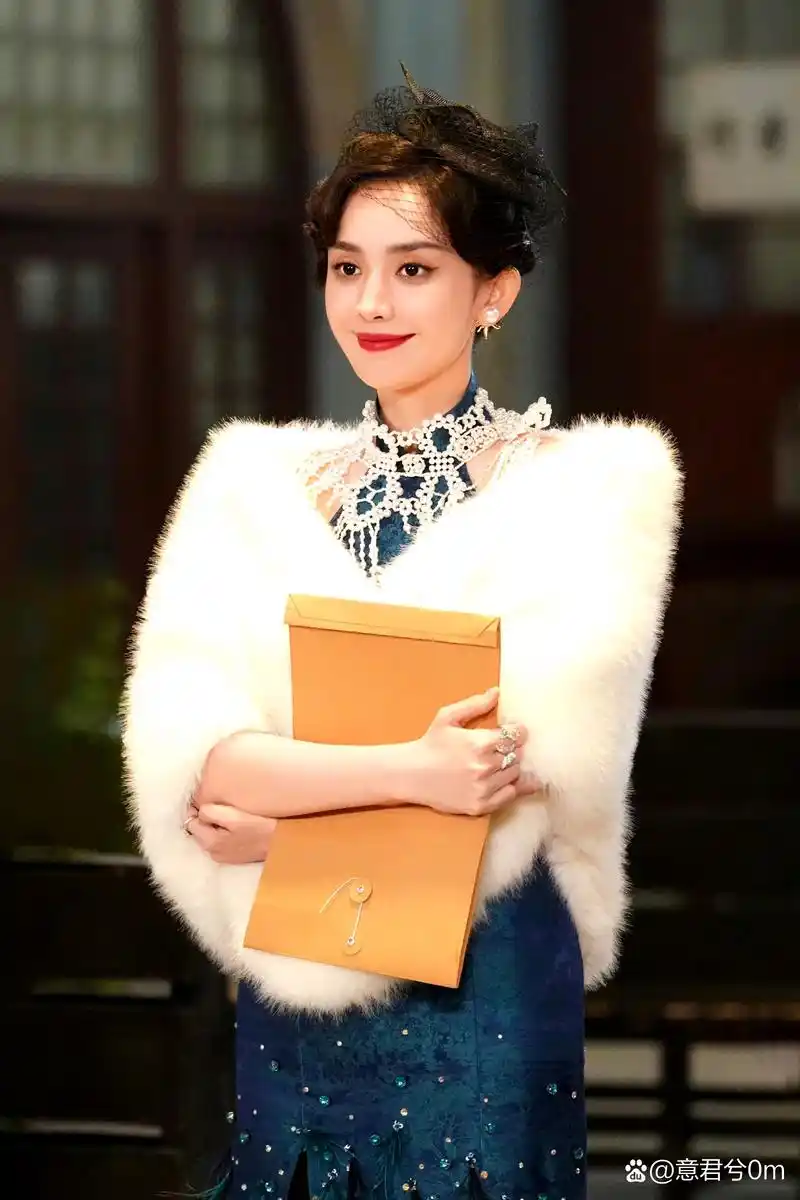 第81期女星美图:古力娜扎#娜扎# #古力娜扎的裤子# #旗袍美女