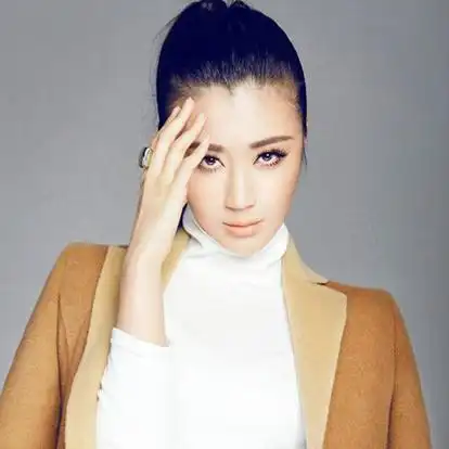 个人简介中文名高源英文名gianna职   业演员国   籍中国身   高168cm