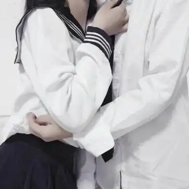 情侣头像扯领带部位