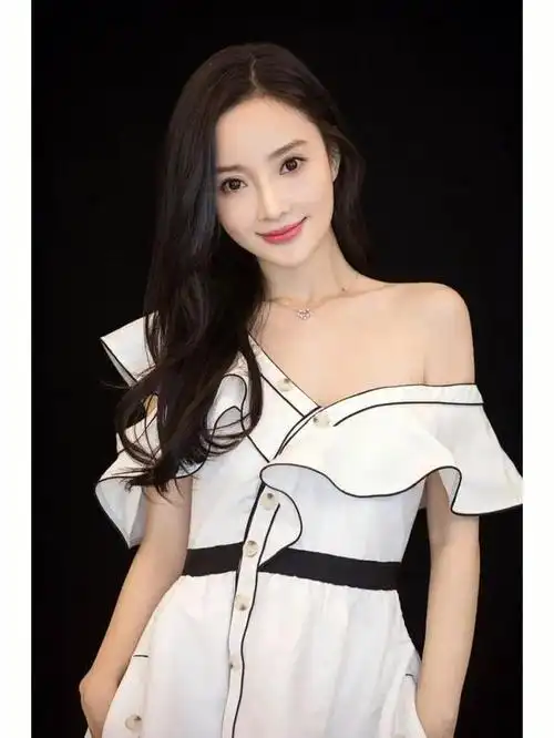 2月7日下午,著名演员李小璐传出消息