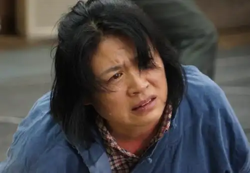 图为张英在探班会上的表演.文化部政府门户网站记者 马思伟 摄