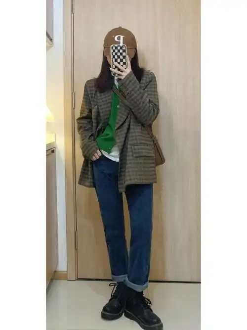 小西装搭配鞋子