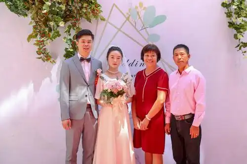 谢辉&周婉婷婚礼之合影