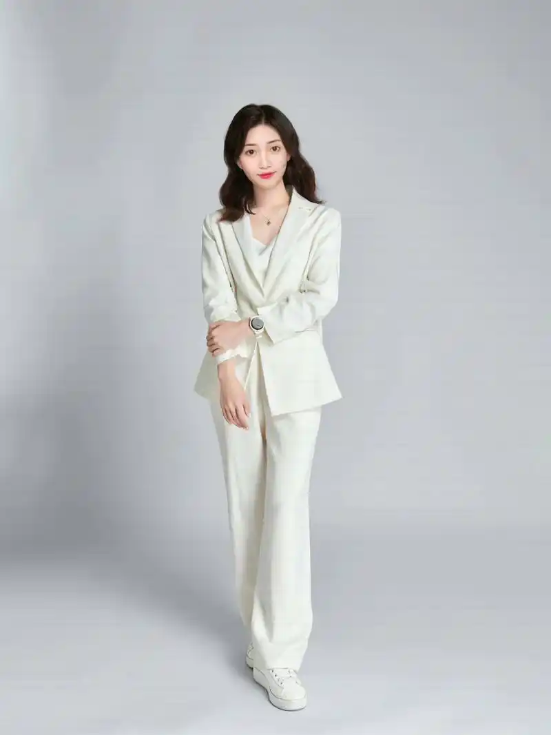 全身照模板修图,证件照转全身照