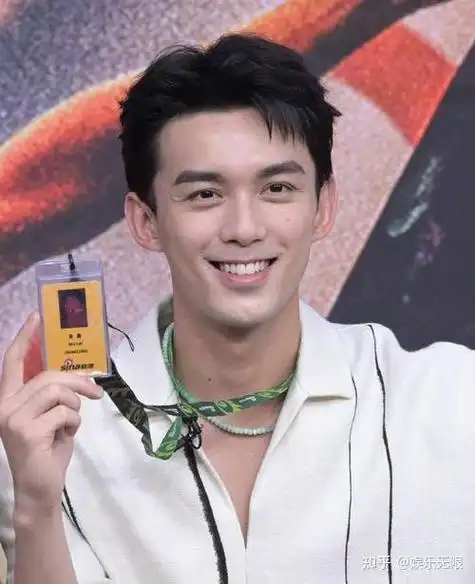 吴磊吃绿鸡蛋食物中毒,网友热议:绿色鸡蛋"何方神圣"? - 知乎