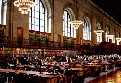 《哈佛大学图书馆背后的故事》