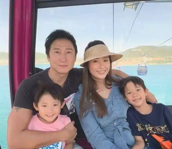 原创5岁凭高颜值夺奖盘点11位圈中混血艺人