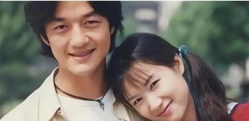 恋爱通常被视为走向婚姻的必然结果然而徐静蕾则是一个特例