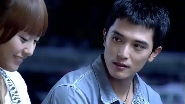 1,邱泽邱泽在《爱情睡醒了》的人设与明道是一样的,其中他分饰两角"