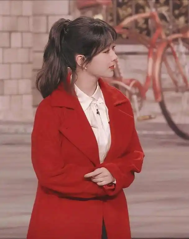 人红是非多,2月5日,娱乐圈当红偶像明星杨紫登上热搜!