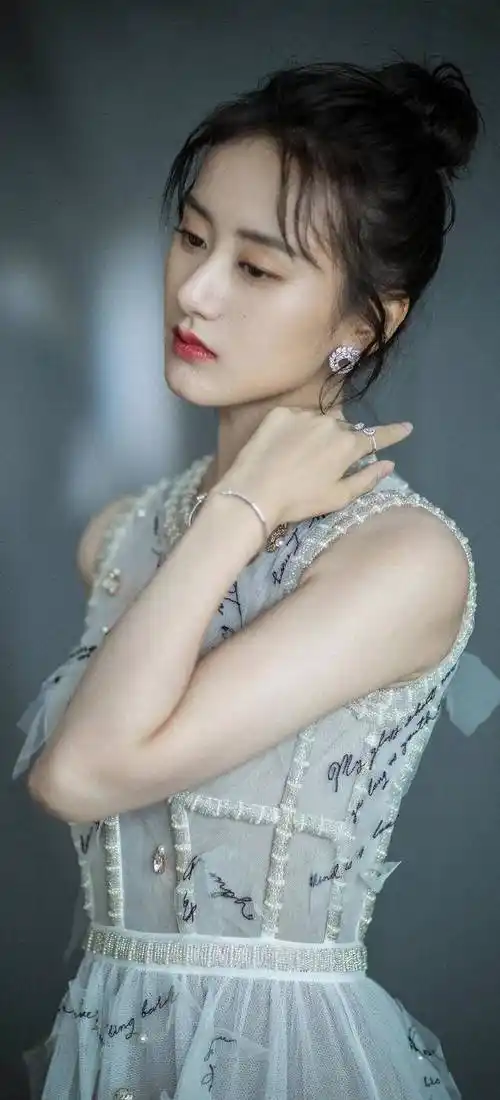 袁冰妍高清壁纸