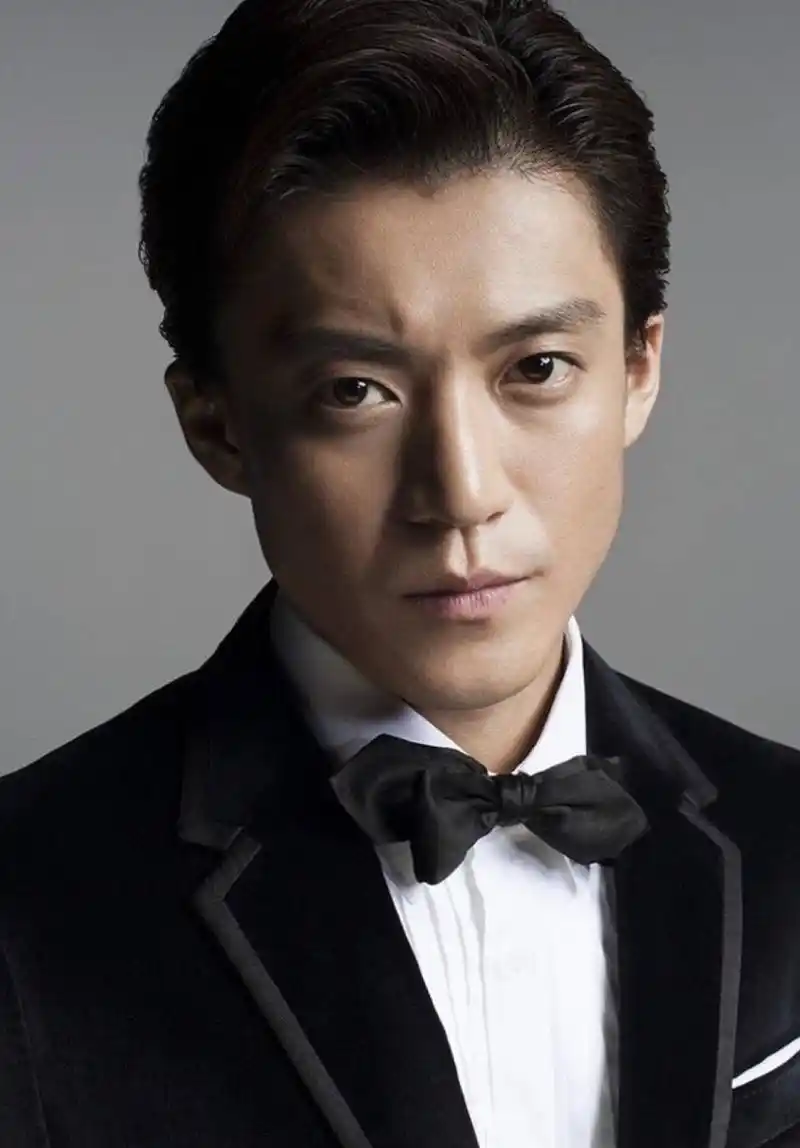 p>小栗旬 i>(おぐり しゅん,oguri shun) /i>,1982年12月26日出生于