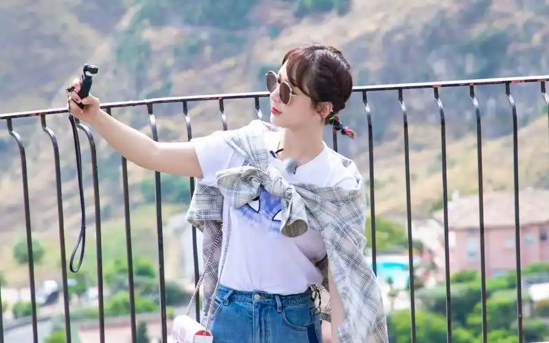 【杨紫中餐厅】杨旎奥小朋友真是勤俭持家好养活