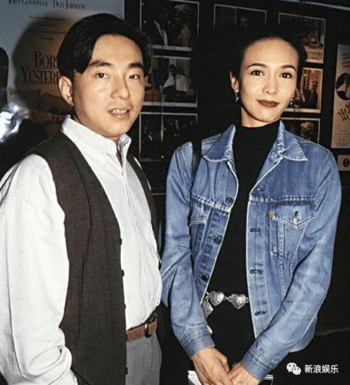 >和郑裕玲交往之时,吕方一直宣称自己是不婚主义.